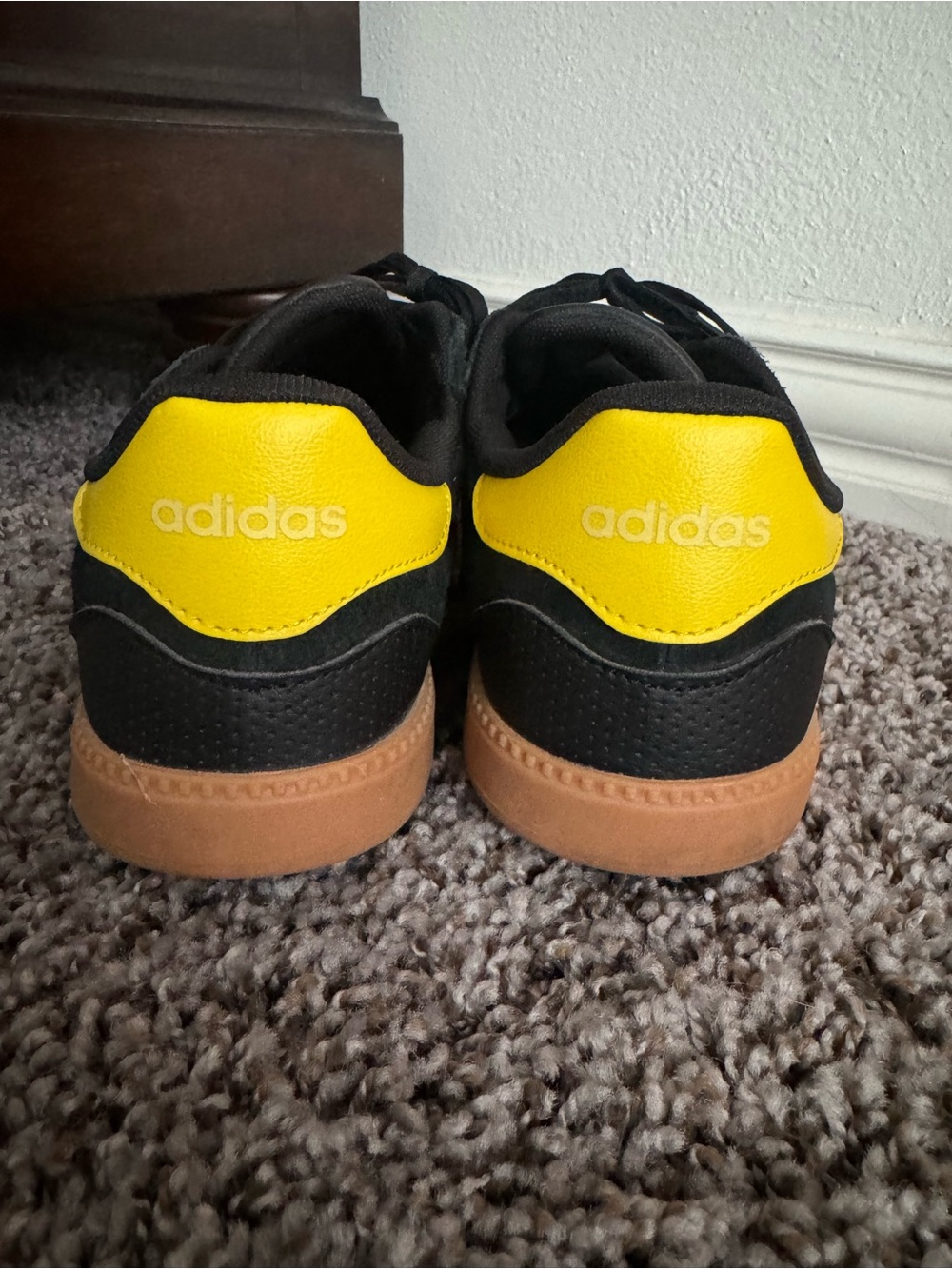 Women’s Adidas Black and Yellow Suede Casual Sneakers - Picture 4 of 5